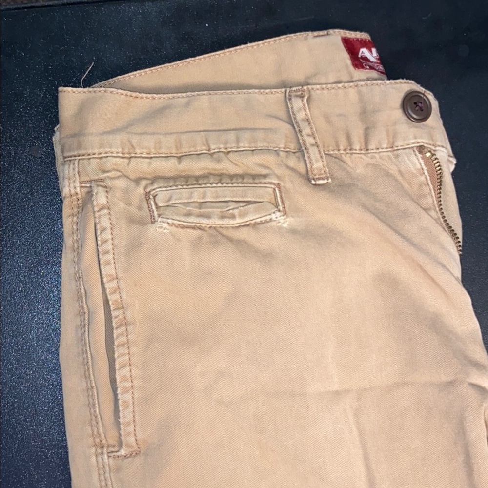 Men’s khaki